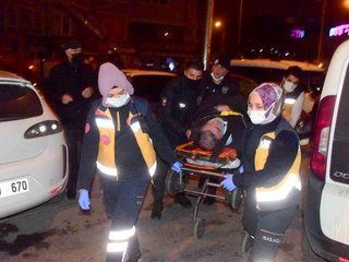 Kayseri'de ilginç olay; tuvalet kapısını karıştırdı, yere çakıldı