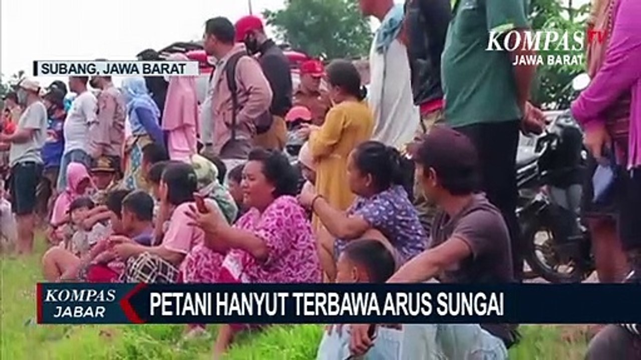 Petani Hanyut Terbawa Arus Sungai