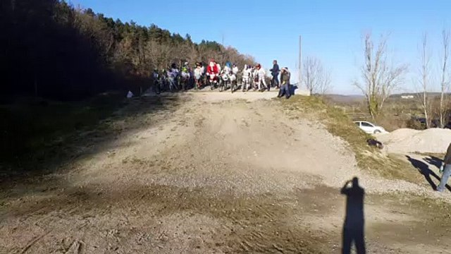 Le Père Noël sur la piste d'Aigues Vives