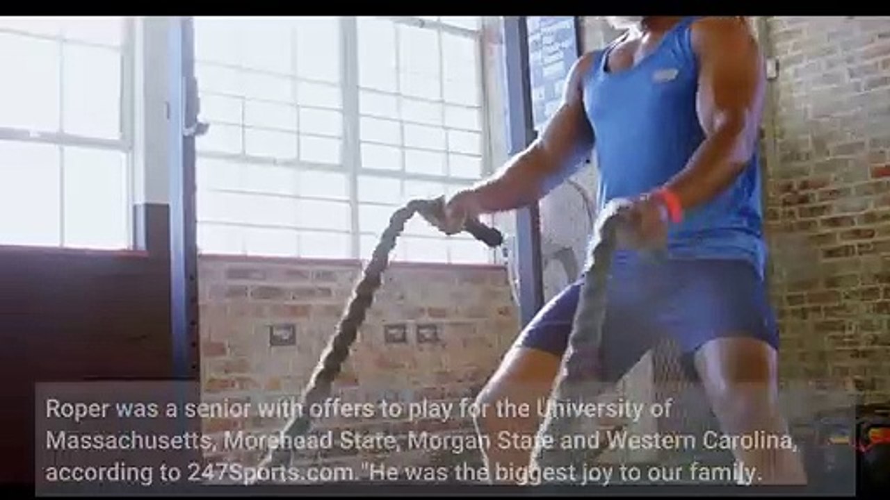 Roswell High School Quarterback Dies After Shoulder Surgery Procedure