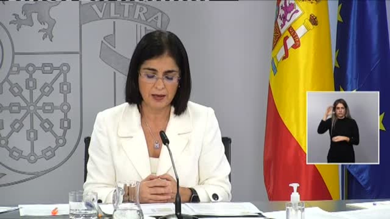 Darias dice que los científicos avalan el uso de la mascarilla en exteriores
