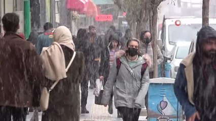Van'da yoğun kar yağışı