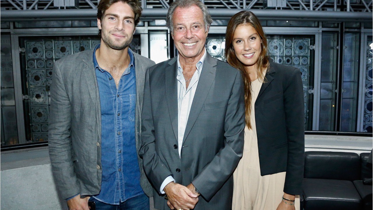 FEMME ACTUELLE - "Elle n’a pas eu de chance" : après son cancer, Michel Leeb donne des nouvelles de sa fille