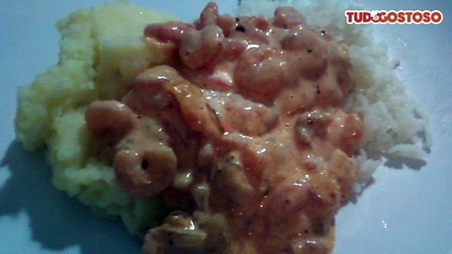 Camarão com requeijão cremoso e creme de leite