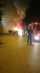 İCRALIK OTOMOBİLİNİ YAKIP, KULLANILMAZ HALE GETİRDİ