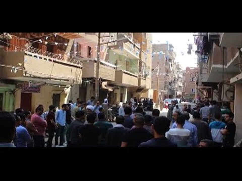 تشييع جثمان النقيب محمد صلاح من مسقط رأسه بأسيوط