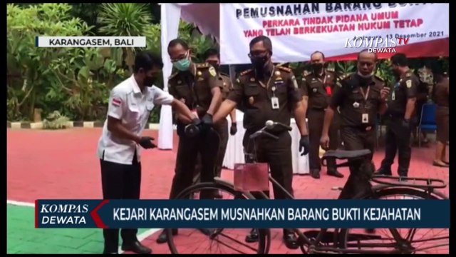 Kejari Karangasem Musnahkan Barang Bukti Narkotika