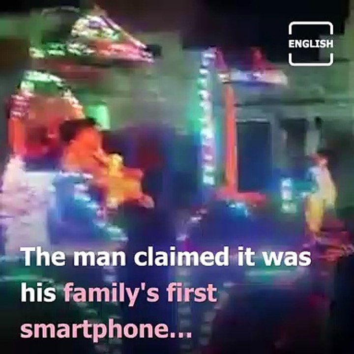 Here Is How A Tea Seller Celebrated After He Purchased A Smartphone