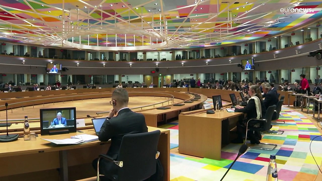 Kritik an Plastikmüll: 'Bis 2050 mehr Plastik als Fische in den Ozeanen'