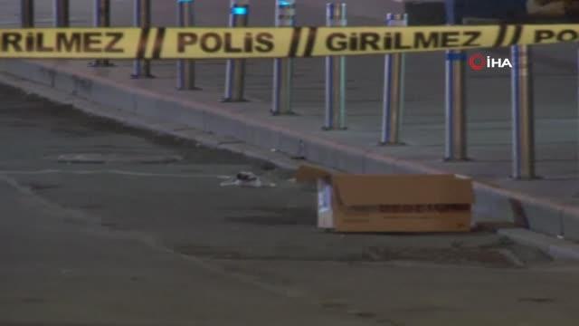 AK Parti binasının önüne bırakılan koliden zaman ayarlı bomba düzeneği çıktı