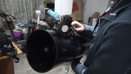 Evinde yaptığı teleskoplarla gezegenlerin fotoğrafını çekiyor