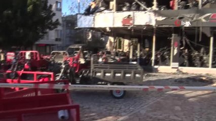 İş yerinde çıkan yangında 250 motosikletten geriye 5'i sağlam kaldı