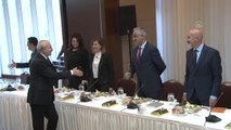 Kılıçdaroğlu, televizyon kanallarının Ankara temsilcileri ile bir araya geldi