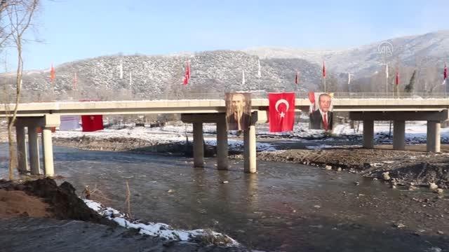 Ulaştırma ve Altyapı Bakanı Karaismailoğlu, köprü açılışına katıldı
