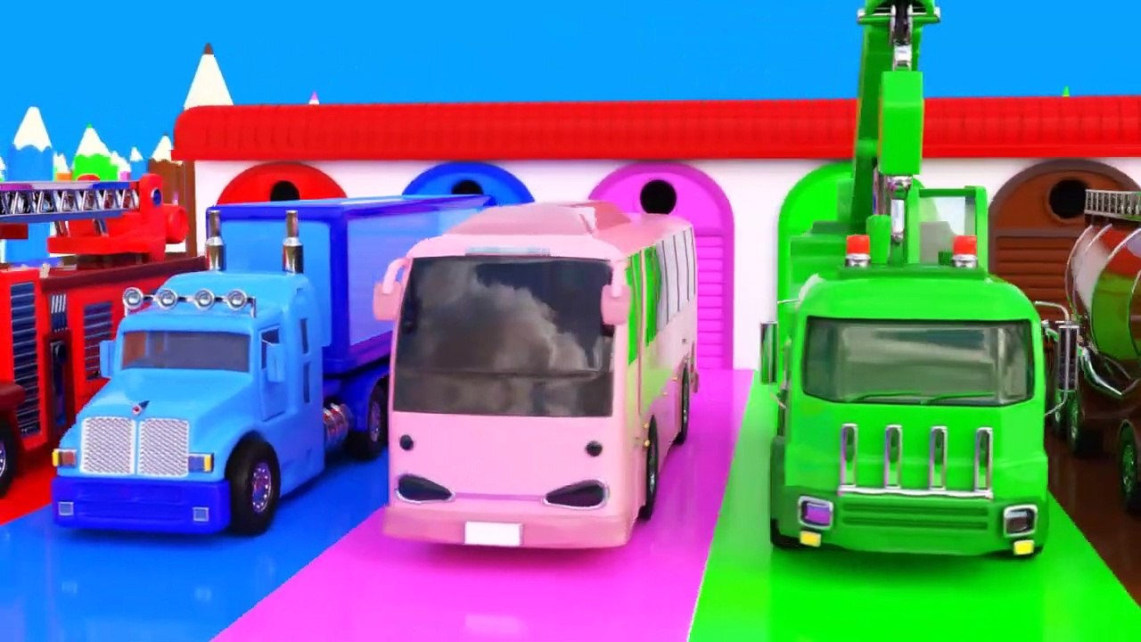 Construction Vehicles Colors with Soccer Ball Pool - Truck Bus