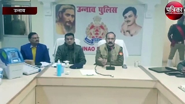 लाठी लेकर खड़े होना ही ड्यूटी नहीं है, क्या करना है इसे भी समझें लाठी लेकर खड़े होना ही ड्यूटी नहीं है, क्या करना है इसे भी समझें