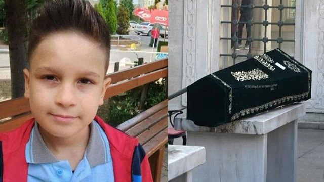 Okul yolunda kaza Çocuk yaşamını yitirdi, anne yoğun bakımda