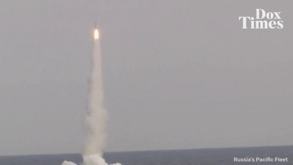 Rusia Uji Coba Rudal Jelajah dari Kapal Selam