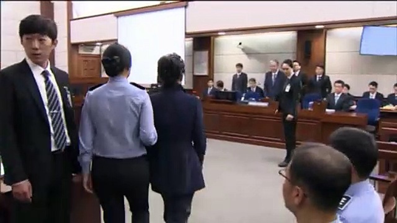 Südkorea begnadigt Ex-Präsidentin Park