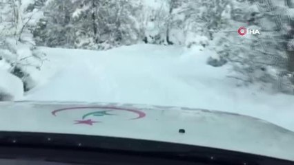 Yaşlı hastaya paletli ambulansla ulaşıldı