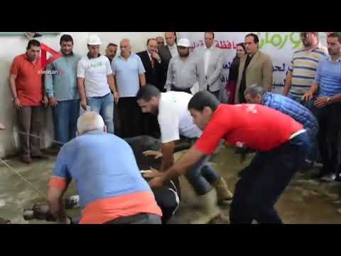 محافظ الدقهلية يشهد ذبح أضاحي العيد بمجزر ميت الكرماء ويوجه بتوزيعها على الحالات الإنسانية