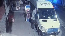 Cerrahi maskeli hırsız, pazarcıyı terazisiz bıraktı... O anlar kameralara böyle yansıdı