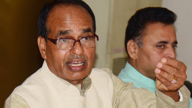 Omicron Scare: Shivraj govt imposed night curfew in MP