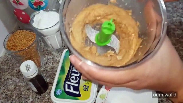 مطبخ ام وليد - حلويات العيد - حلوة القلوب البيضاء بذوق الشوكولا و الكرامال