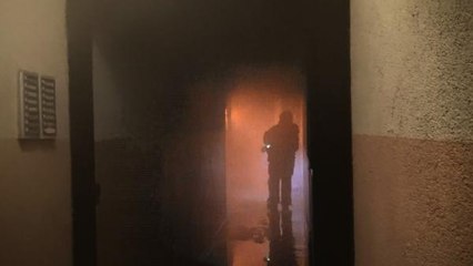 AVCILAR'DA YANGIN PANİĞİ