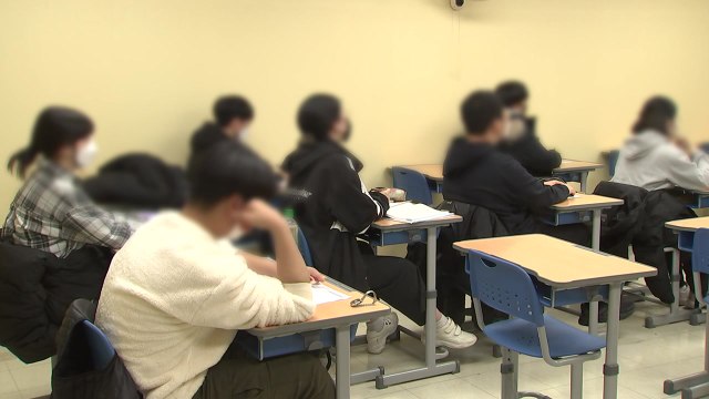 원격 수업 듣느니 검정고시 ...자퇴 고교생 증가 / YTN