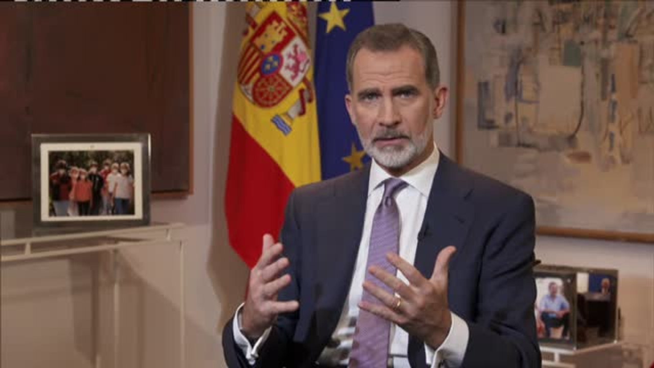 Felipe VI: "Las instituciones tenemos que respetar y cumplir las leyes y ser ejemplo de integridad pública y moral"