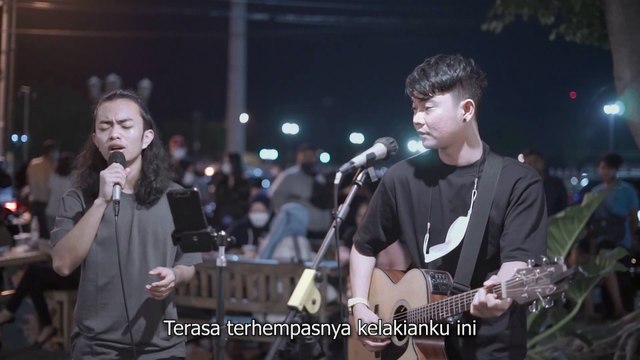 VIRALLL!!! Buih Jadi Permadani Exist cover By Zinidin Zidan Ft Tri Suaka
