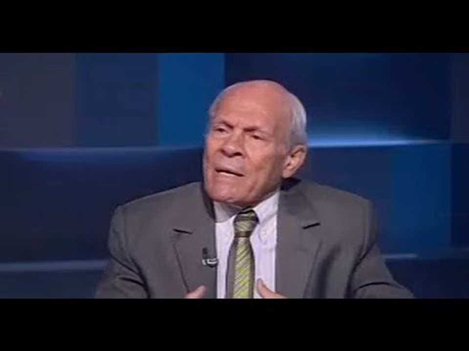 من هو عاصم الدسوقي الذي تسبب في وقف مروج عن العمل