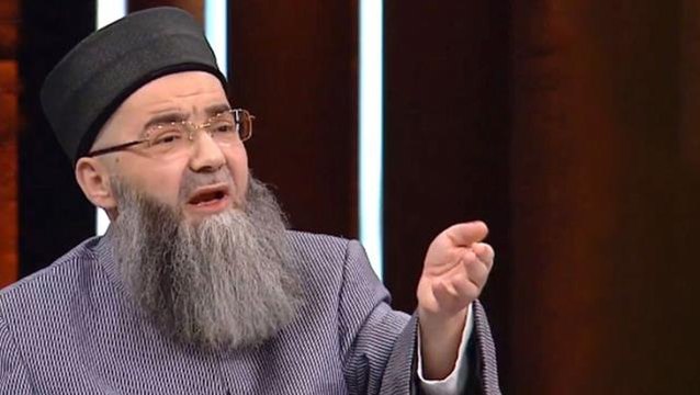 Cübbeli Ahmet Hoca'dan merak edilen soruya yanıt: Kur korumalı TL vadeli mevduat hesabı caiz midir?