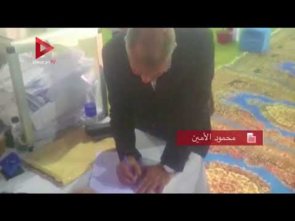 طاهر أبوزيد يدلي بصوته في انتخابات نادي هليوبوليس