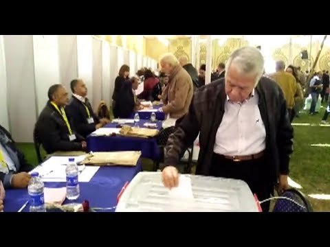 حسن حمدي يدلي بصوته في انتخابات نادي الجزيرة