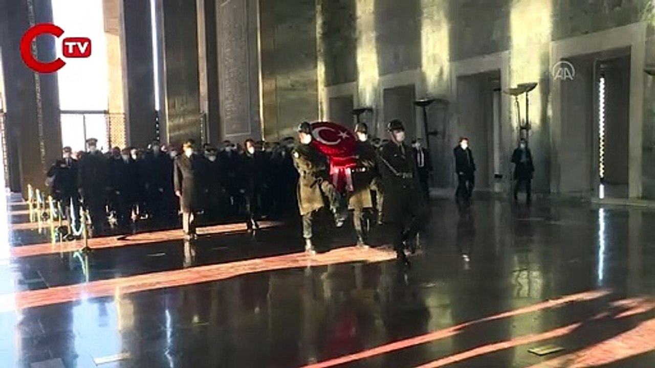 İkinci Cumhurbaşkanı İsmet İnönü vefatının 48. yılında mezarı başında anıldı
