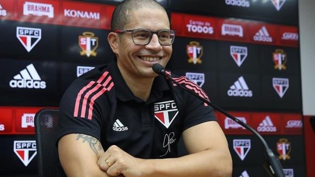 Alex de Souza, Fenerbahçe'ye geri dönecek mi? Suskunluğunu bozdu