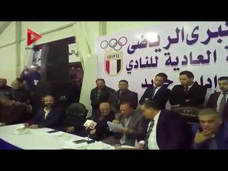 إطلاق الشماريخ فرحا بفوز السامولي والألفي والشامي بنادي بلدية المحلة