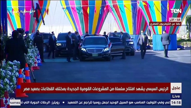 الرئيس السيسي يقوم بجولة تفقدية لعدد من المشروعات القومية بالصعيد