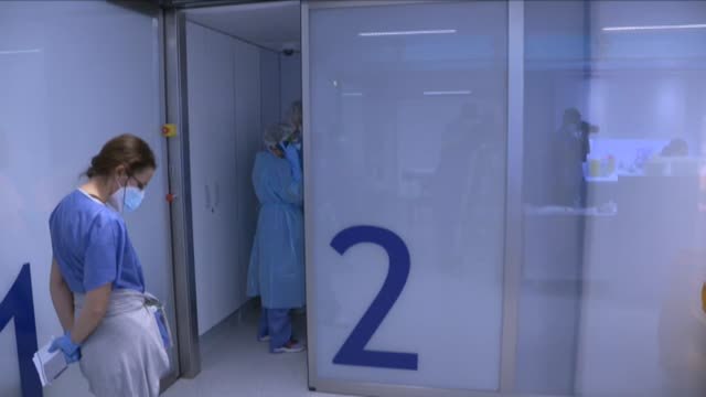 Cataluña sigue manteniendo un riesgo muy alto en la ocupación de sus UCI por pacientes COVID