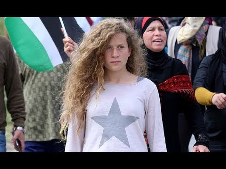 من هي "عهد التميمي" التي تم اعتقالها فجر اليوم من الفوات الإسرائيلية ؟