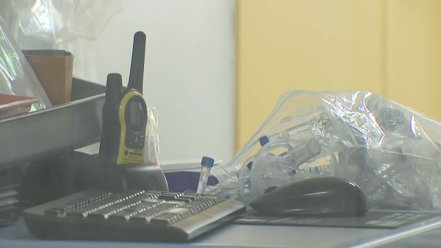 임신부인데 병상 없어 폐렴에 가족 확진...재택 치료 상황 어떻길래? / YTN