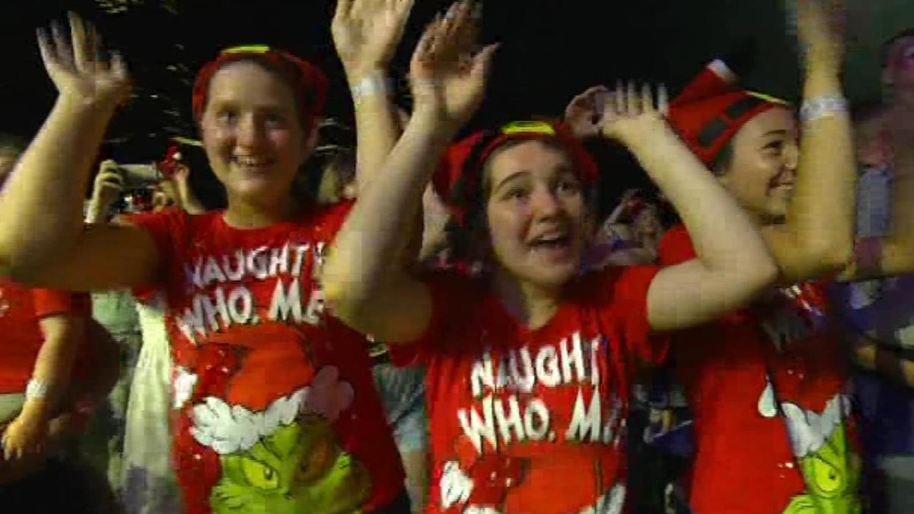 Christmas Carols at the Domain, by Woolworth, Sydney, 23/12 & Carol by Candlelights, Melbourne, 24/12/21, Part 4