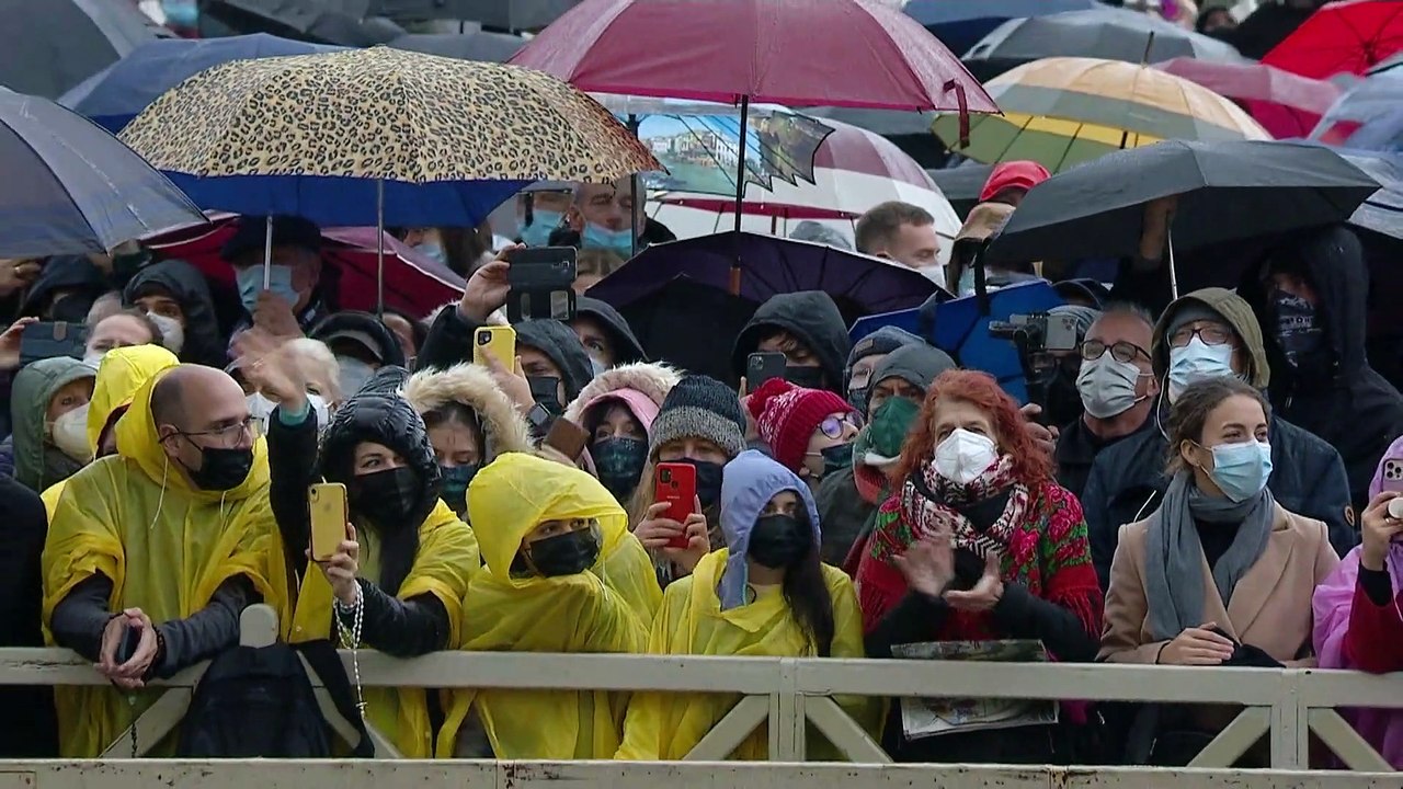 Papst Franziskus ruft zu Begegnung und Dialog in Pandemie-Zeiten auf