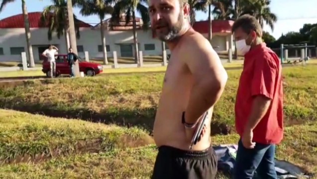 Forte colisão frontal entre Polo e C4 deixa oito pessoas feridas na BR-277; Siate e Samu foram mobilizados