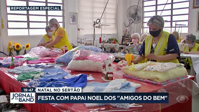 Dez mil voluntários dedicam tempo e trabalho para ajudar a população mais pobre do Nordeste. Hoje, você vai conhecer quem são os Amigos do Bem .