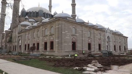 Selimiye Camisi'ne Mimar Sinan'dan ilham alınarak alttan ısıtma sistemi kurulacak