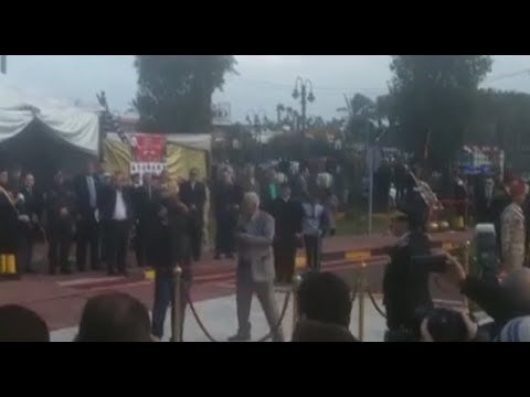 محافظ الإسكندرية يضع إكليل زهور على النصب التذكاري في احتفالات عيد الشرطة