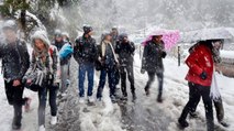 Heavy cold waves from Delhi to Auli, snowfall in hilly areas